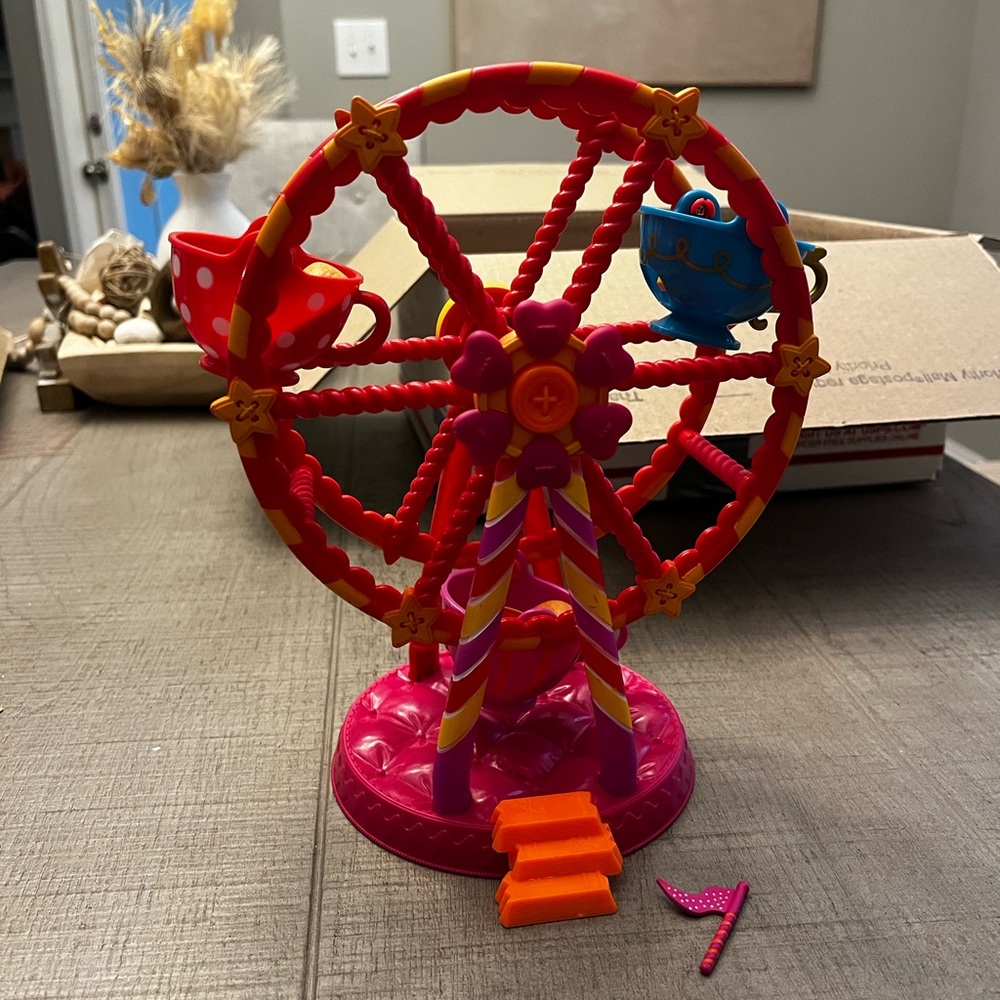 Lalaloopsy Ferris Wheel